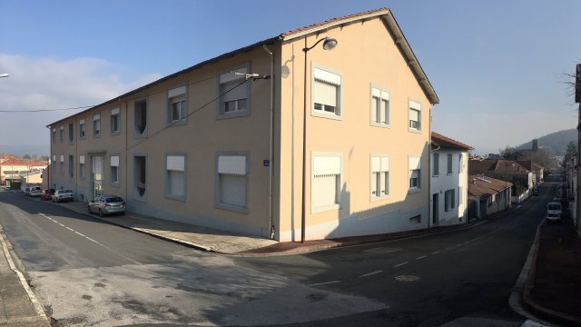 Dans cet immeuble au 4 rue des amouries à Mazamet se trouvent sept sociétés civiles immobilière appartenant à Sebastian Celea et ses proches. / © France 3 Midi-Pyrénées